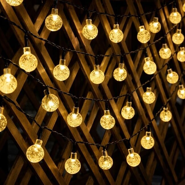 Соларен гирлянд със 100 LED топки „Блясък“ - за двор, балкон, огради