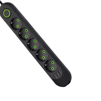 Разклонител с 5 гнезда и 3 USB порта „MaxPower“ 5м - удобство и функиционалност