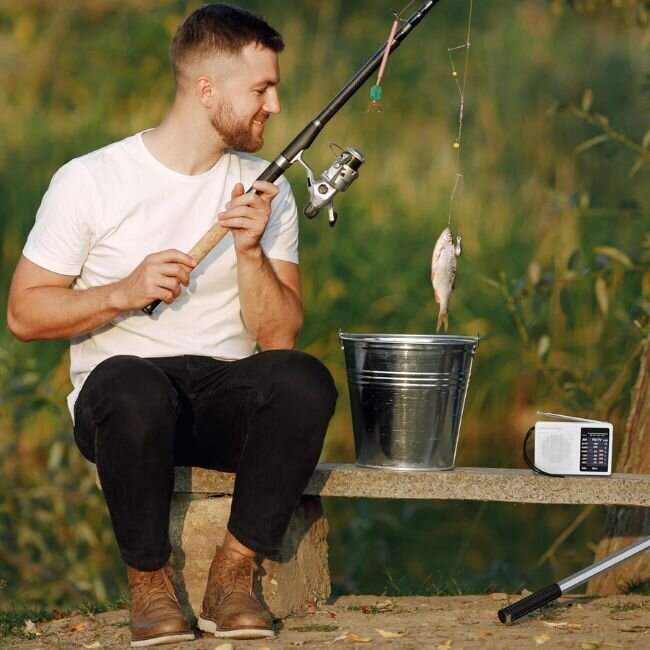Компактно преносимо радио "PocketTune" с FM/AM честоти - за къмпинг и разходки
